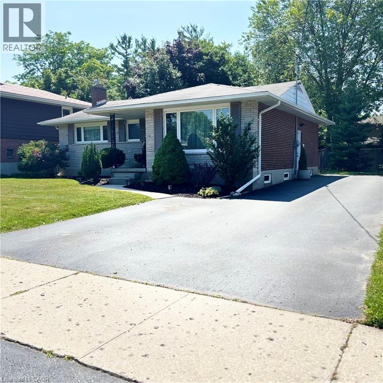 Photo 26 of 83 Burbank Road Unit 2, Kitchener ON