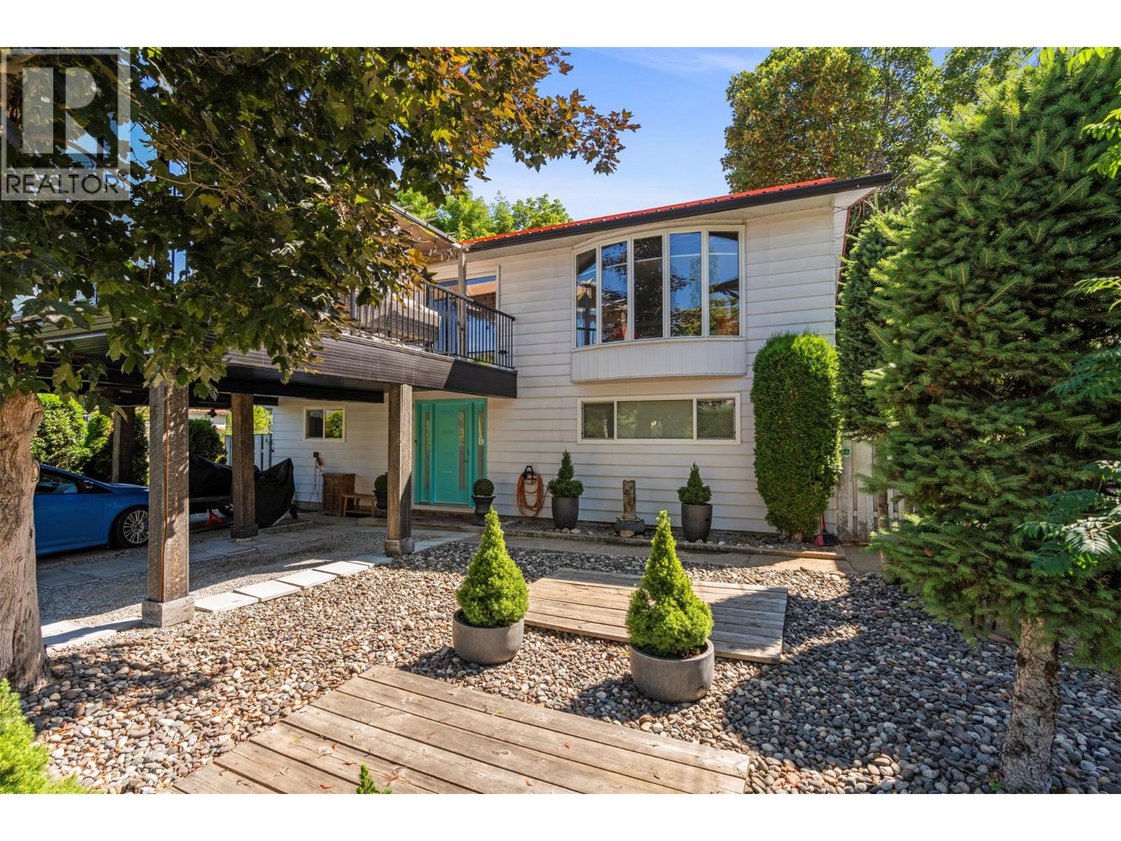 Photo 48 of 230 6 Street Se, Salmon Arm BC