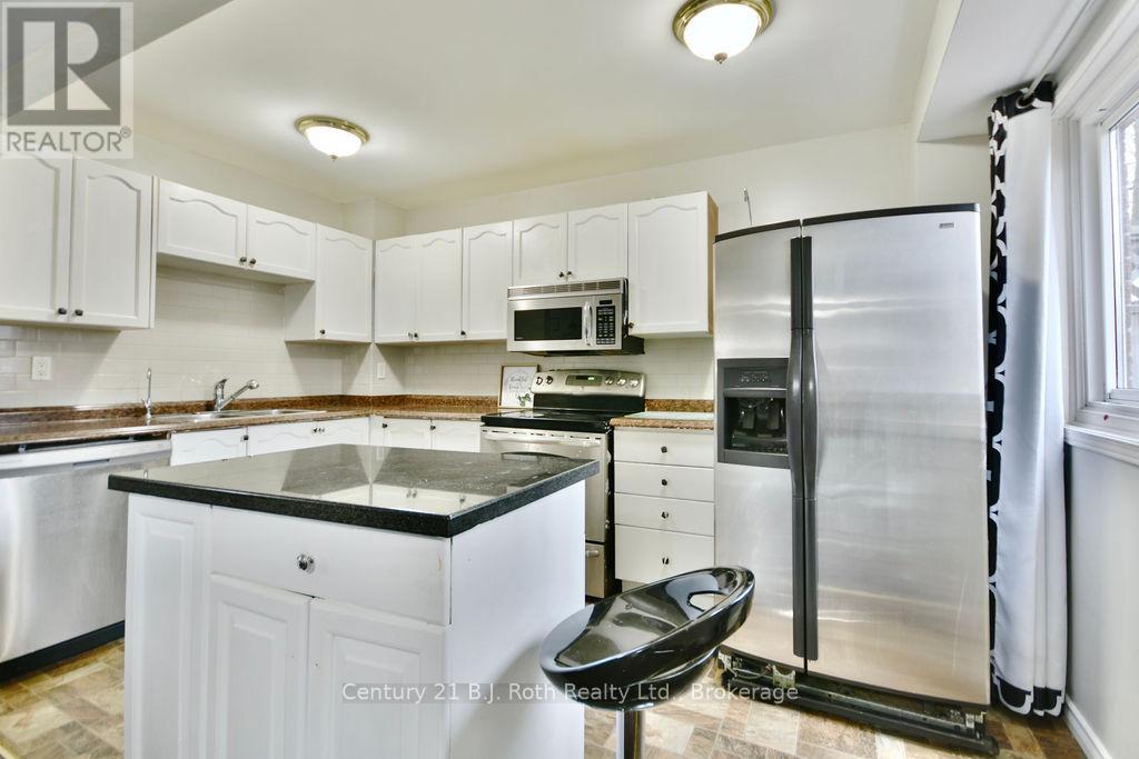 Photo 25 of 7 441 Barrie Road, Orillia ON