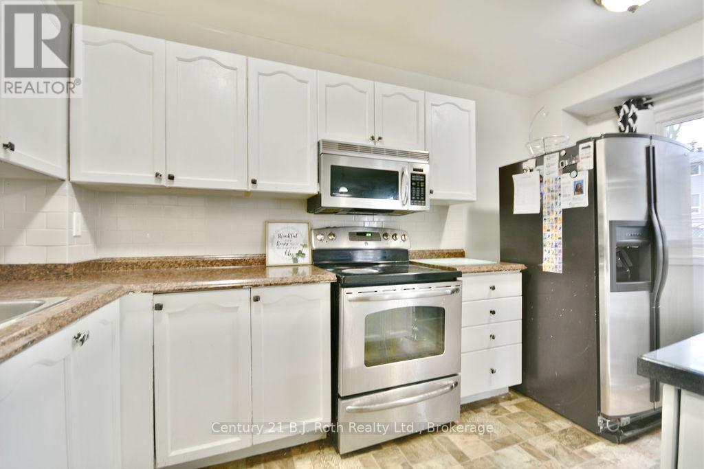 Photo 12 of 7 441 Barrie Road, Orillia ON