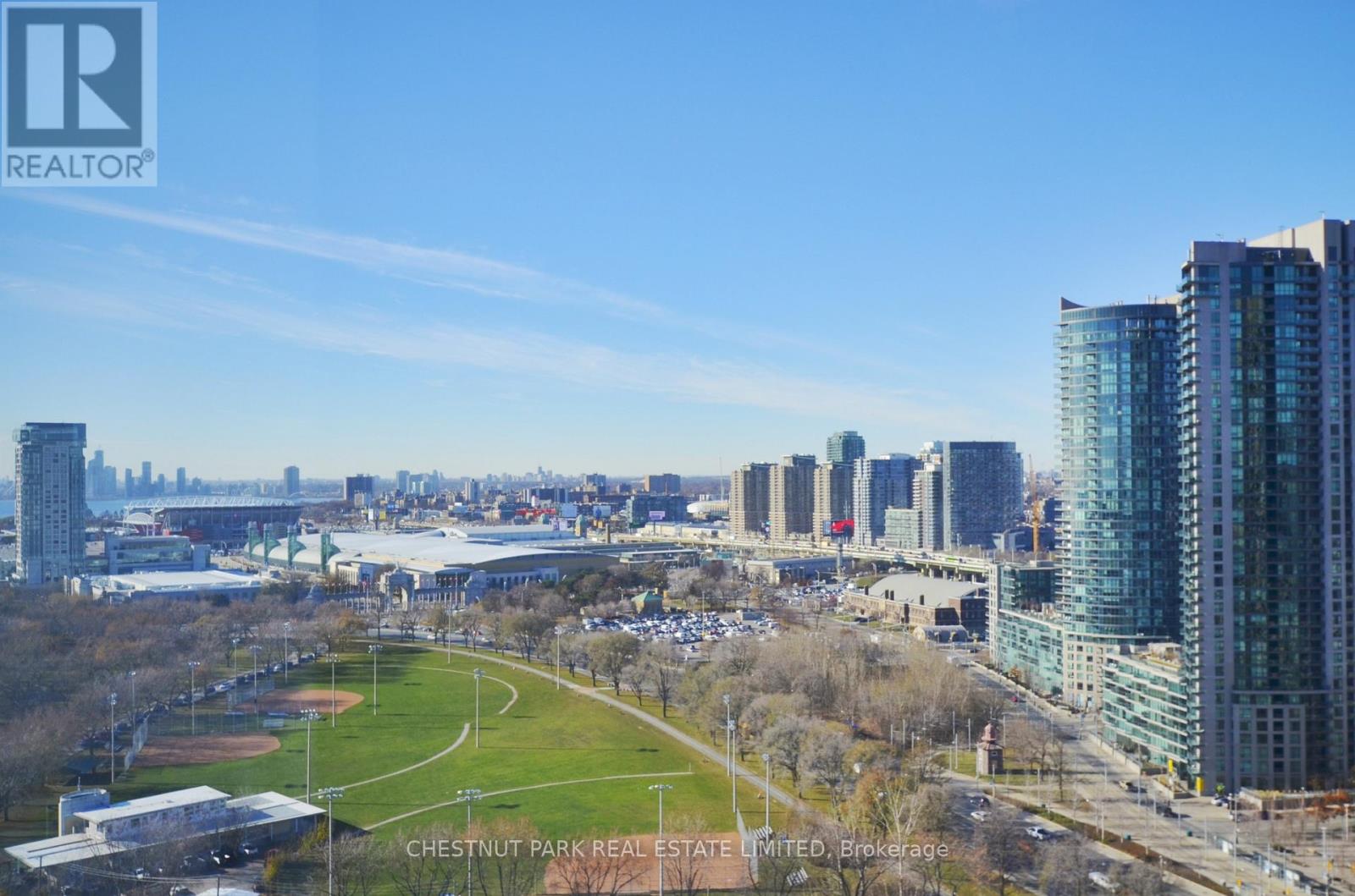 Photo 16 of Lph 06 90 Stadium Road, Toronto ON