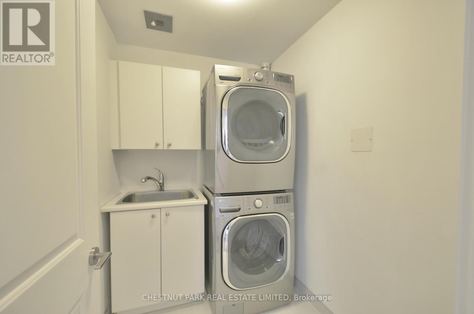 Photo 17 of Lph 06 90 Stadium Road, Toronto ON