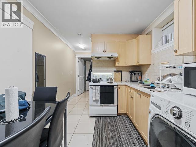 Photo 15 of 455 E 60th Avenue, Vancouver BC