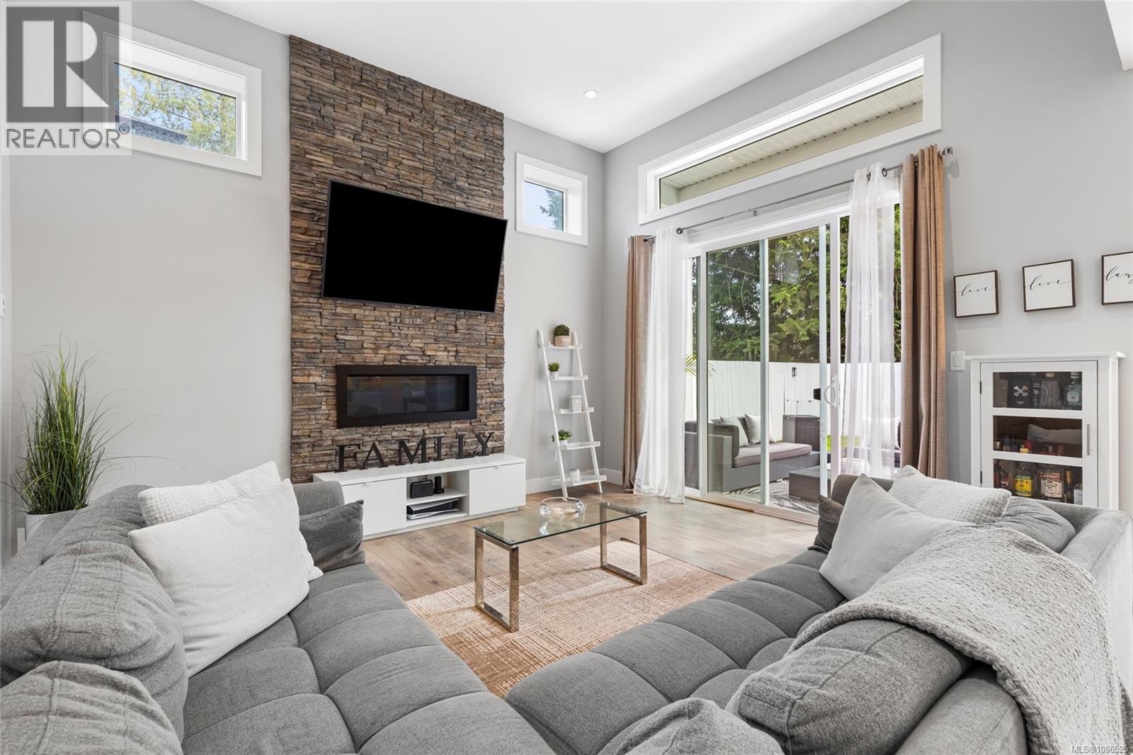 Photo 9 of 1109 Braelyn Pl, Langford BC