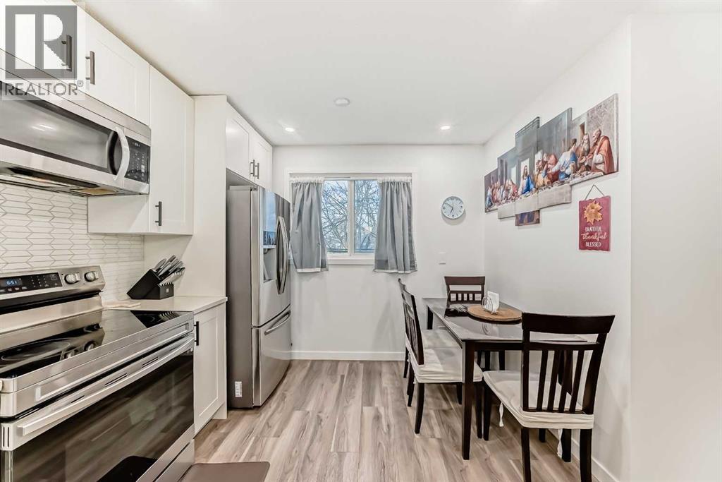 Photo 9 of 6223 Penedo Way Se, Calgary AB