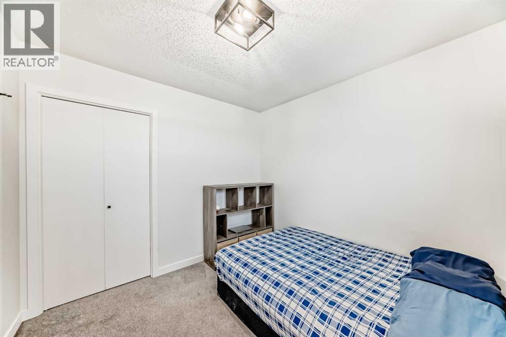 Photo 24 of 6223 Penedo Way Se, Calgary AB