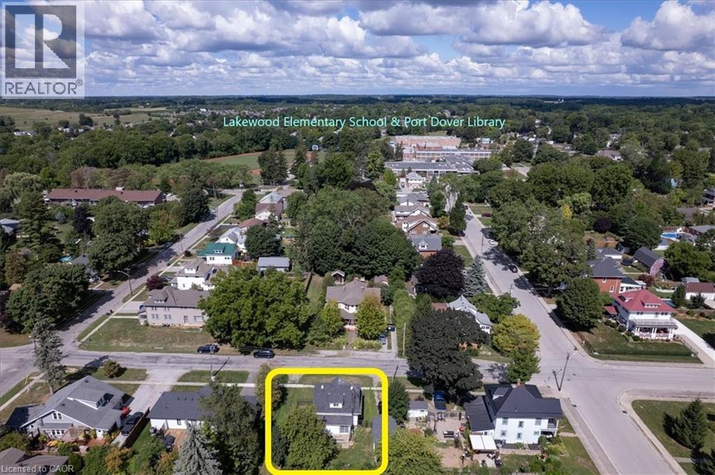 Photo 31 of 211 Mcnab Street W, Port Dover ON