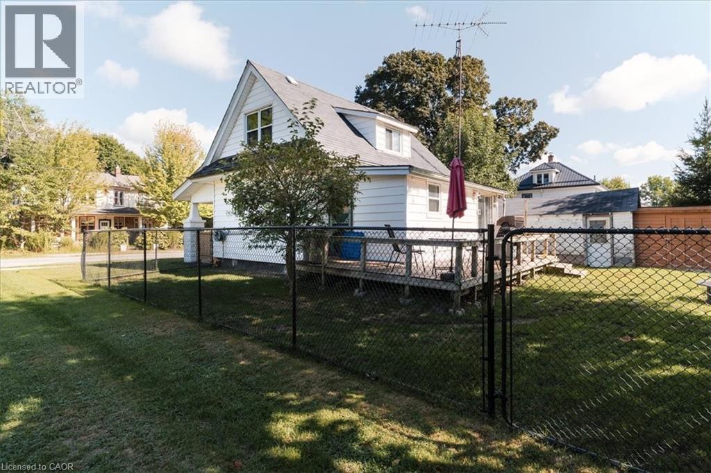 Photo 7 of 211 Mcnab Street W, Port Dover ON