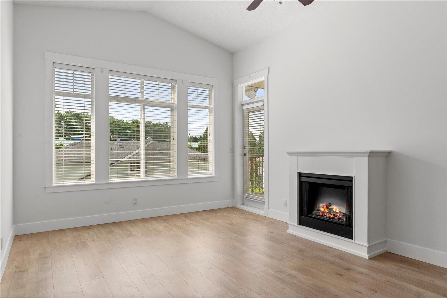 Photo 10 of 411 33255 Old Yale Road, Abbotsford BC