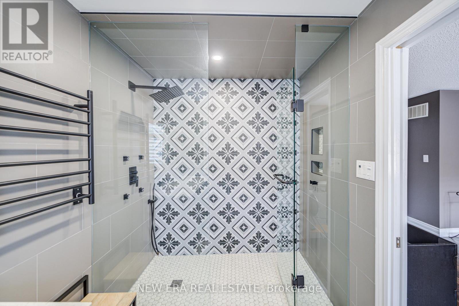 Photo 14 of 119 Dairy Drive, Toronto ON
