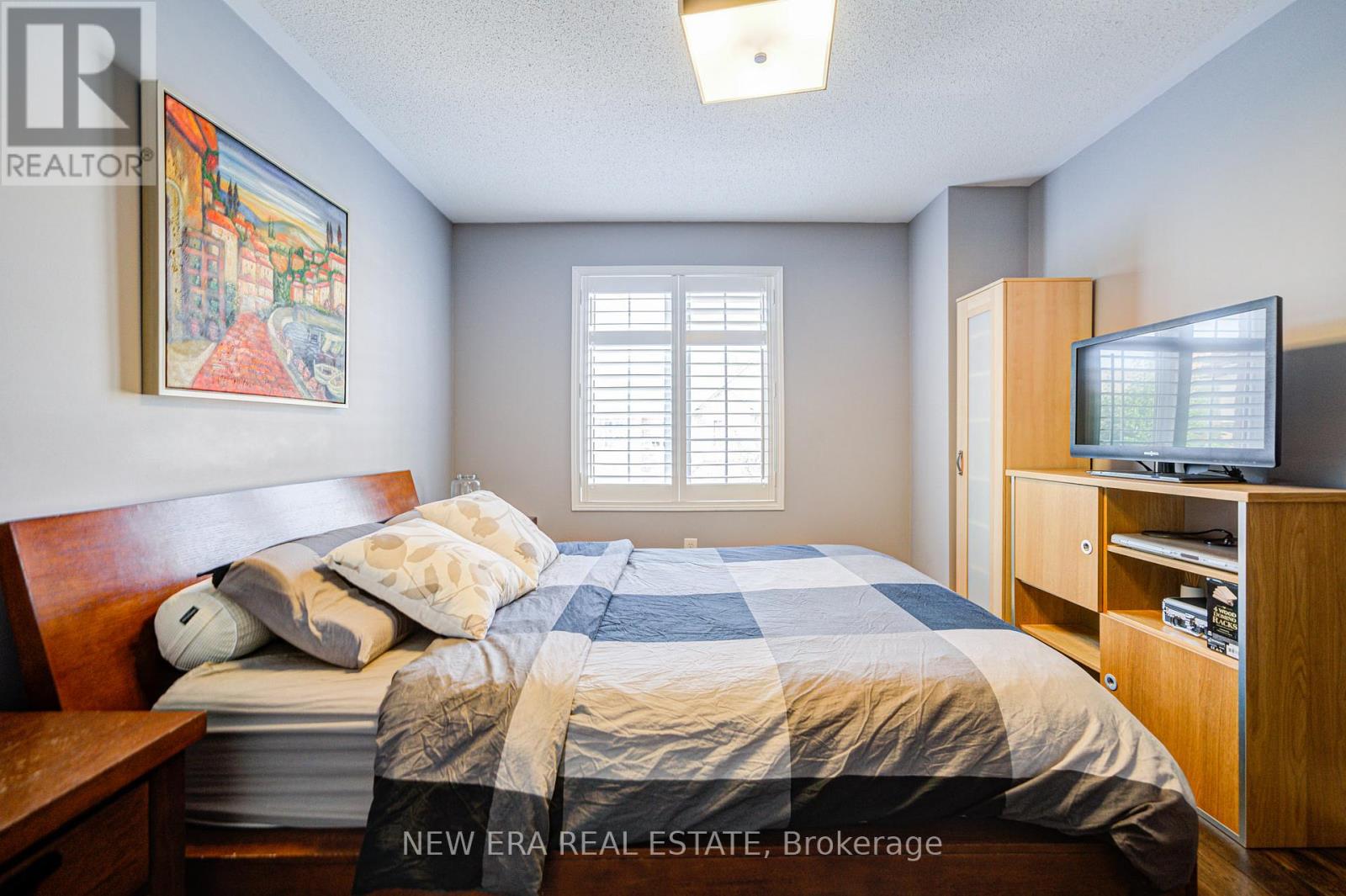 Photo 23 of 119 Dairy Drive, Toronto ON