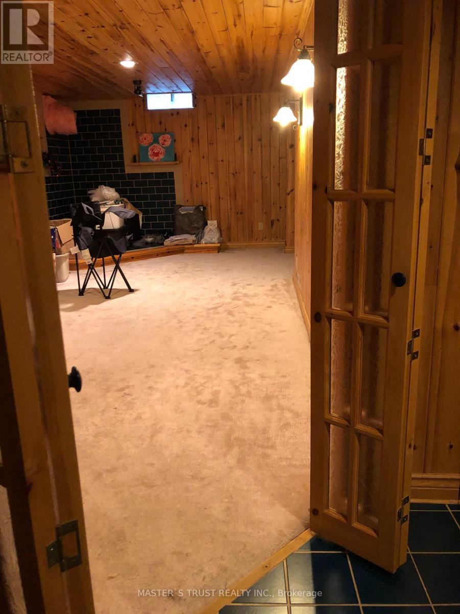 Photo 13 of 141 Ravenscroft Road, Ajax ON