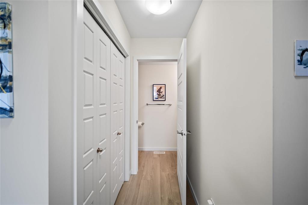 Photo 5 of 307 690 Hugo Street S, Winnipeg MB