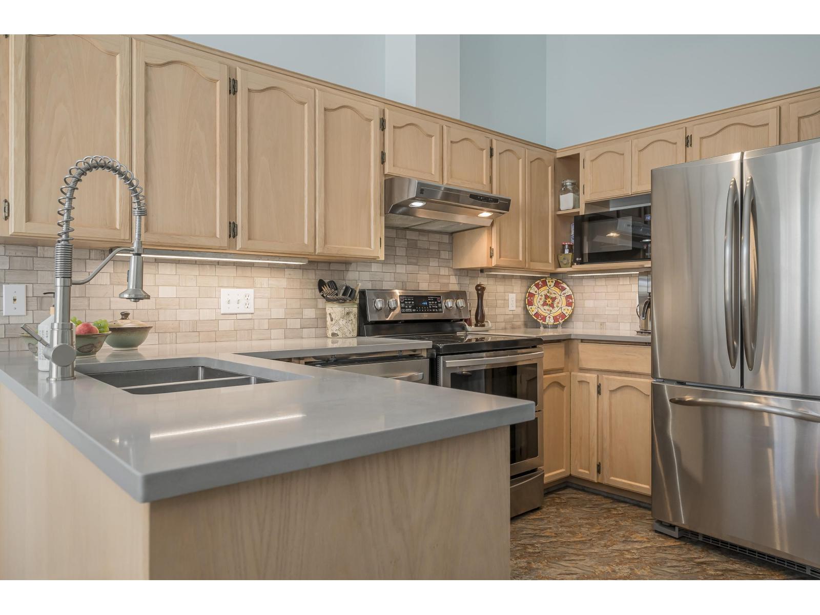 Photo 38 of 150 9012 Walnut Grove Drive, Langley BC