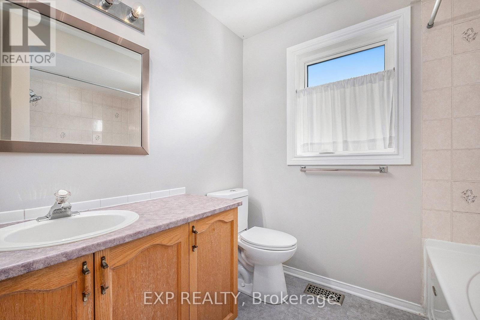 Photo 20 of 35 Mattamy Place, Ottawa ON