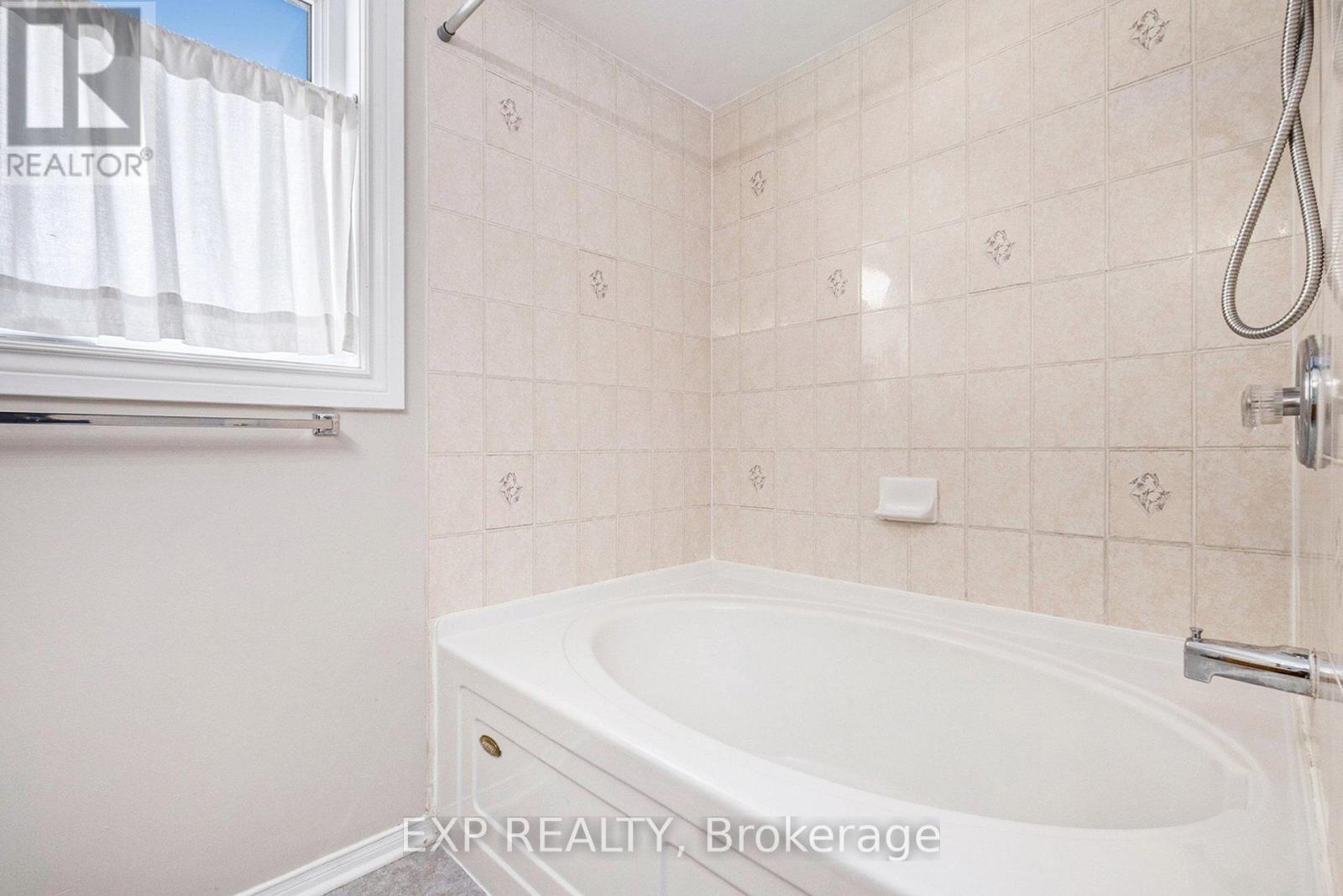 Photo 21 of 35 Mattamy Place, Ottawa ON