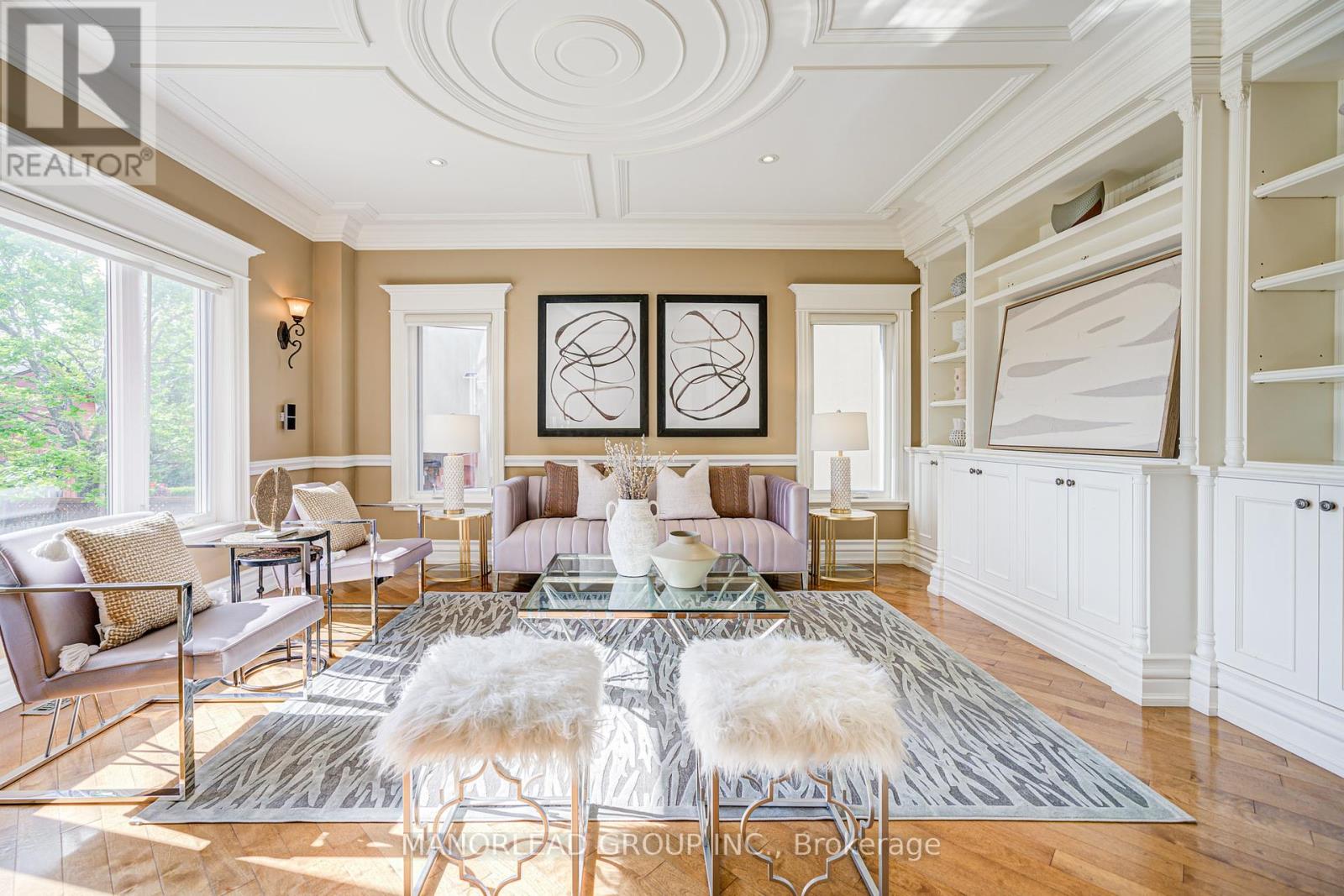 Photo 12 of 7 Ormsby Court, Richmond Hill ON