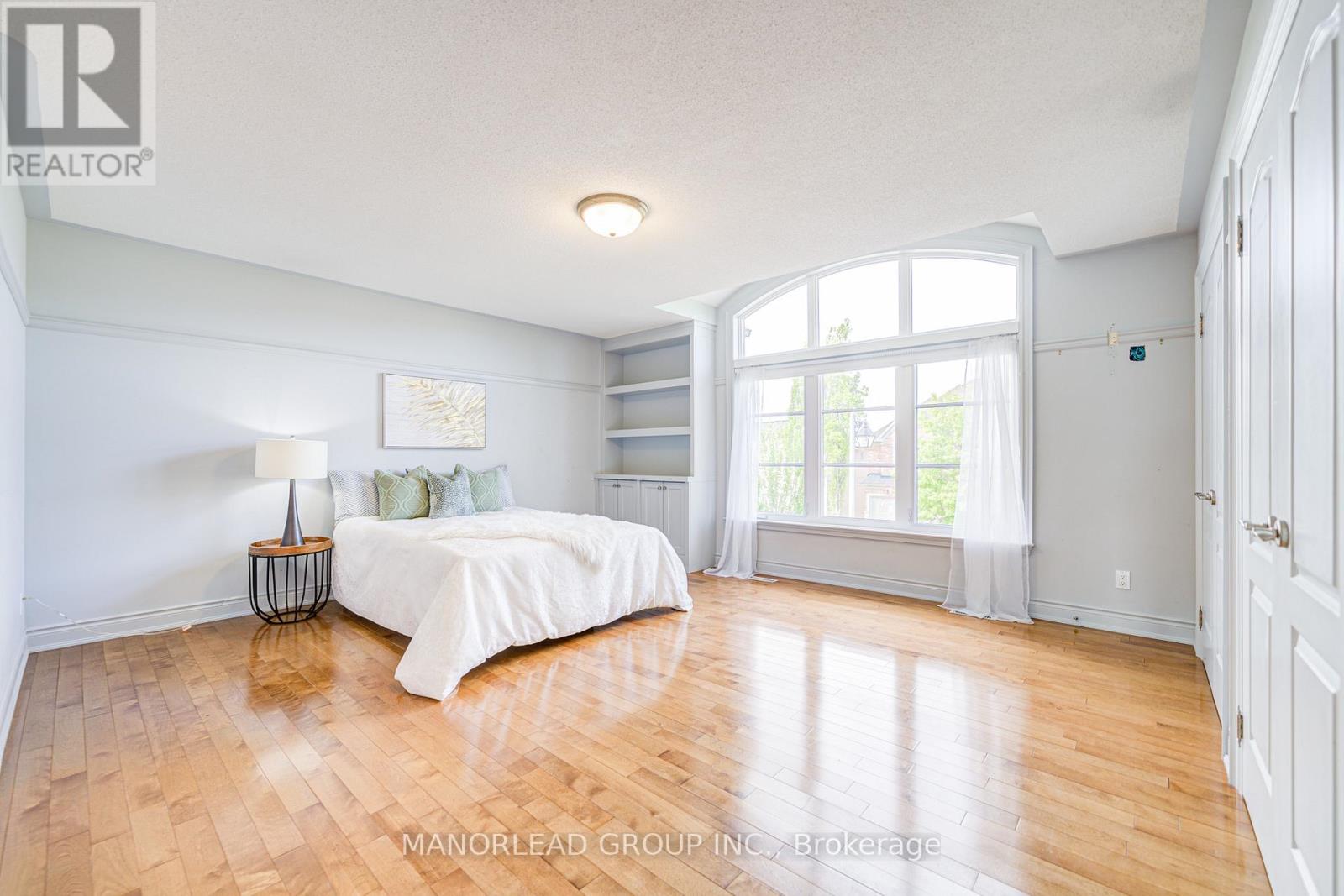 Photo 25 of 7 Ormsby Court, Richmond Hill ON