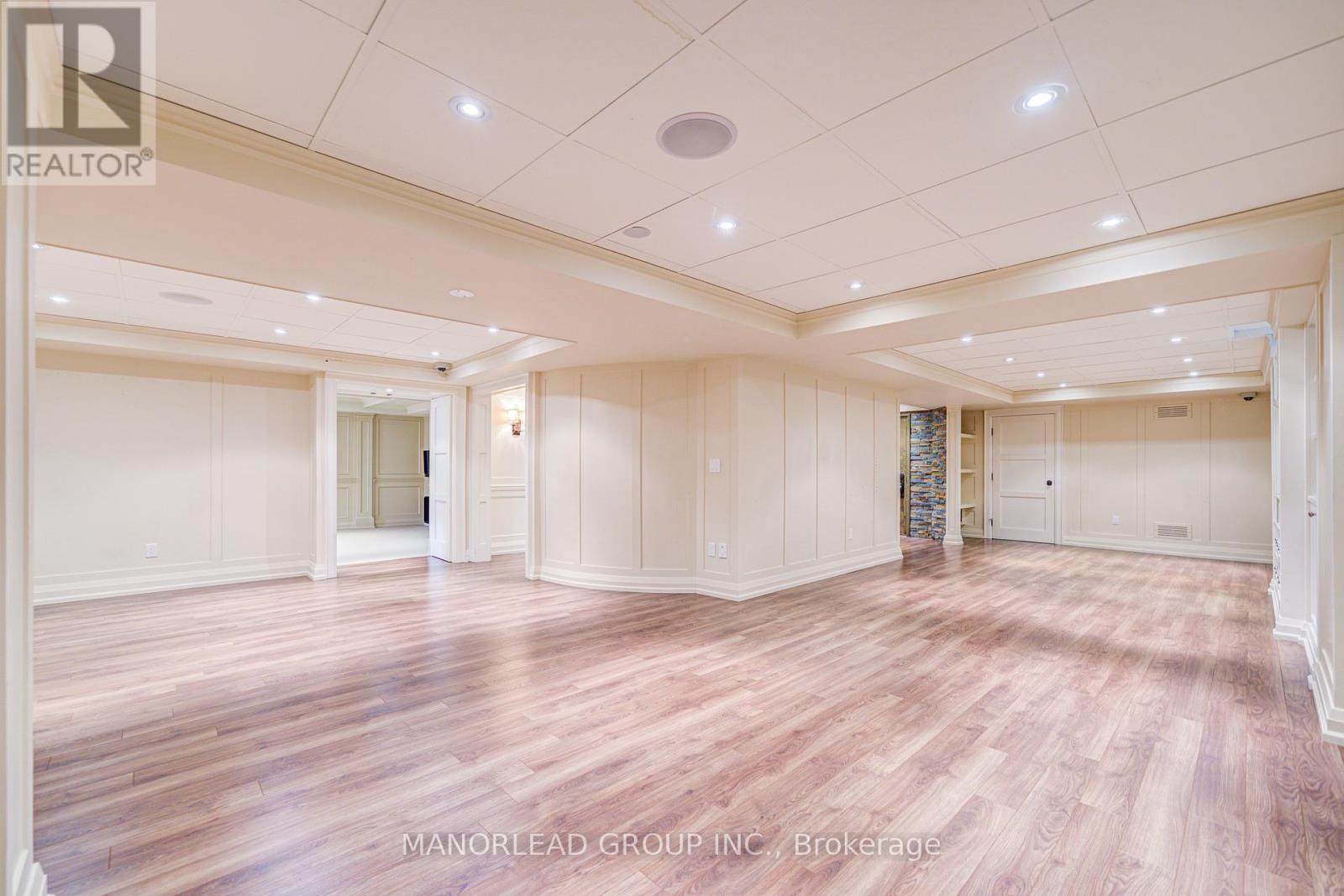 Photo 31 of 7 Ormsby Court, Richmond Hill ON
