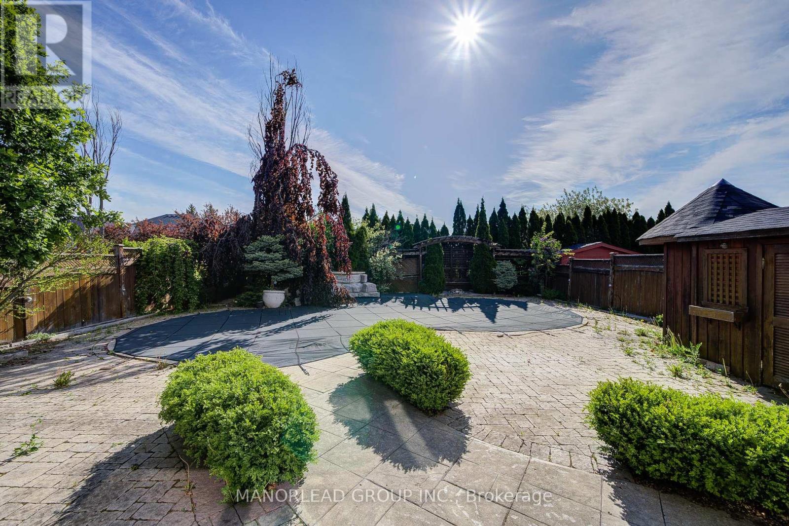 Photo 39 of 7 Ormsby Court, Richmond Hill ON