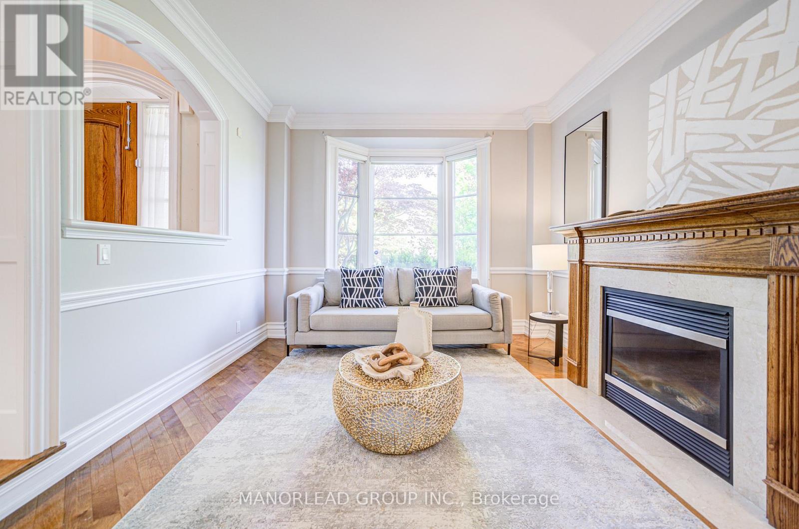 Photo 7 of 7 Ormsby Court, Richmond Hill ON