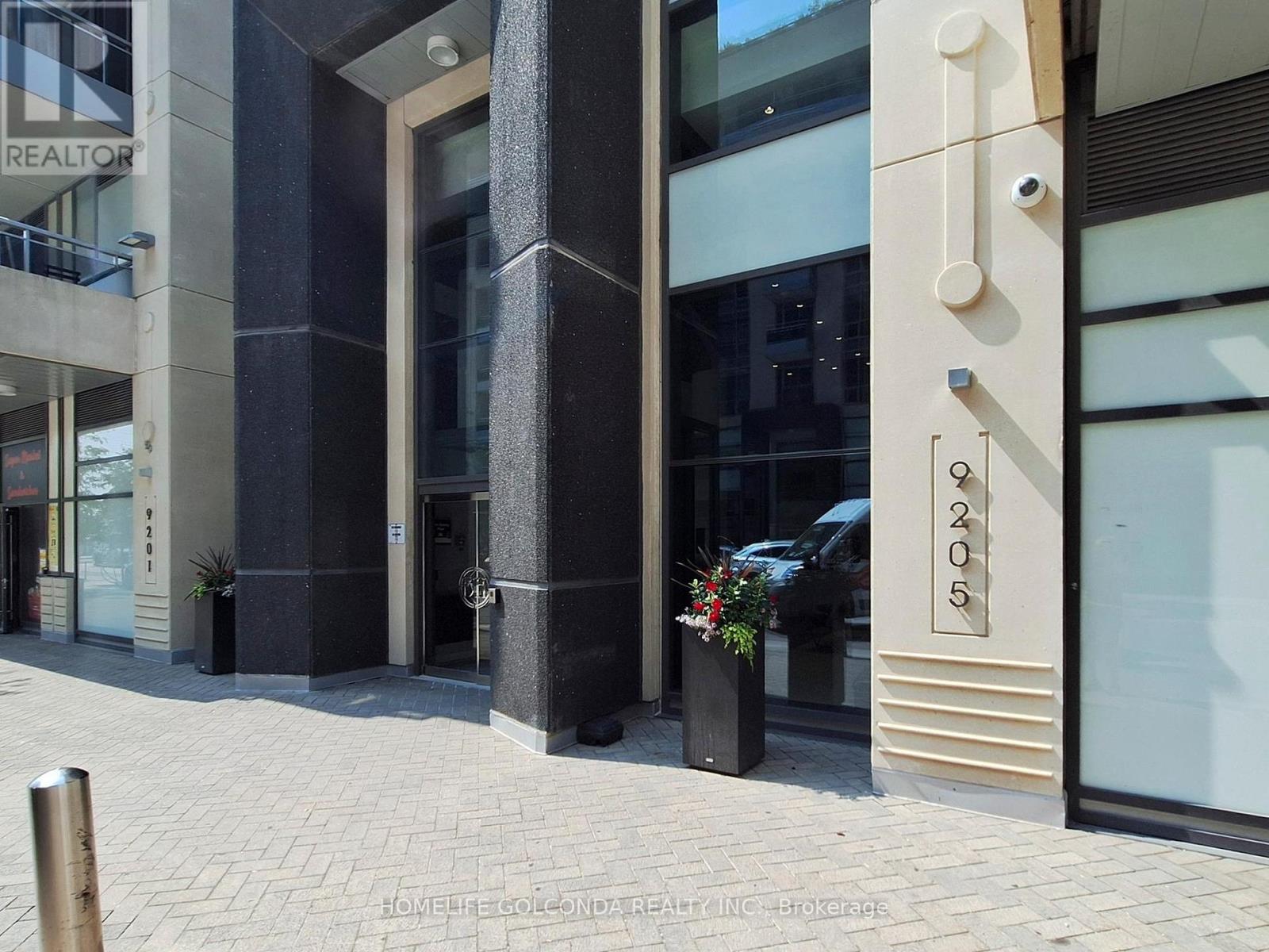 Photo 36 of 1007 9205 Yonge Street, Richmond Hill ON