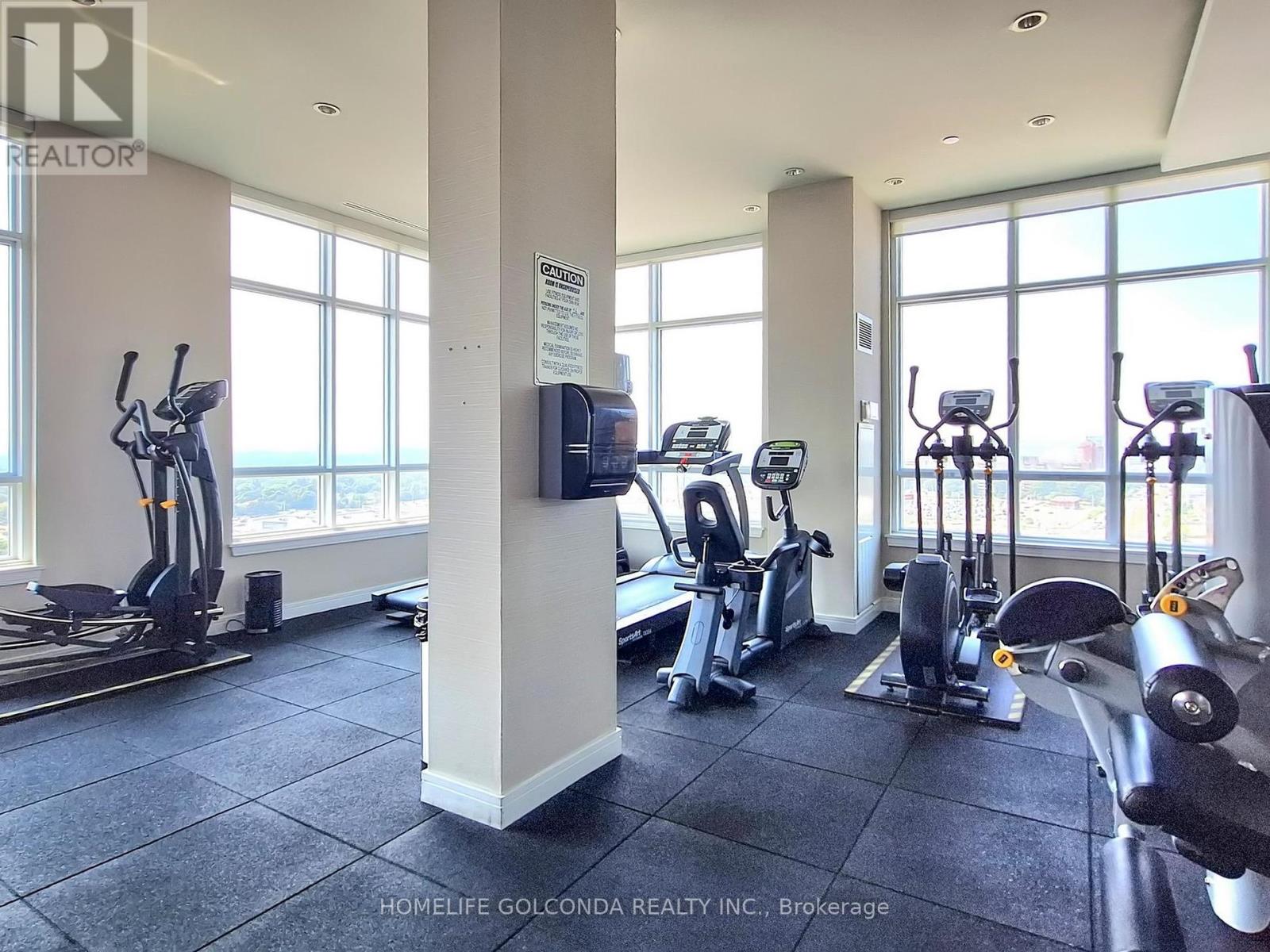 Photo 16 of 1007 9205 Yonge Street, Richmond Hill ON