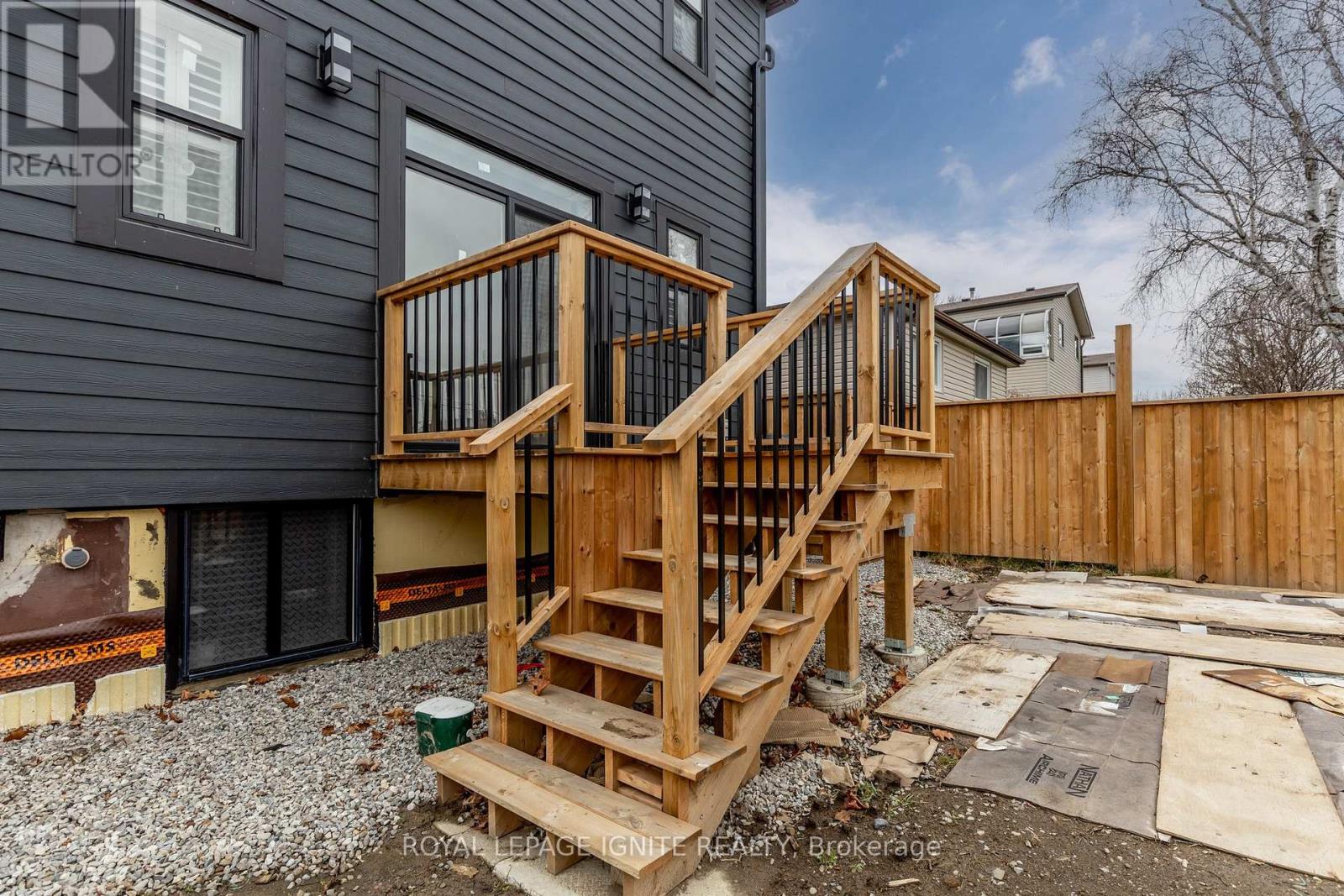 Photo 37 of 781 Oliva Street, Pickering ON