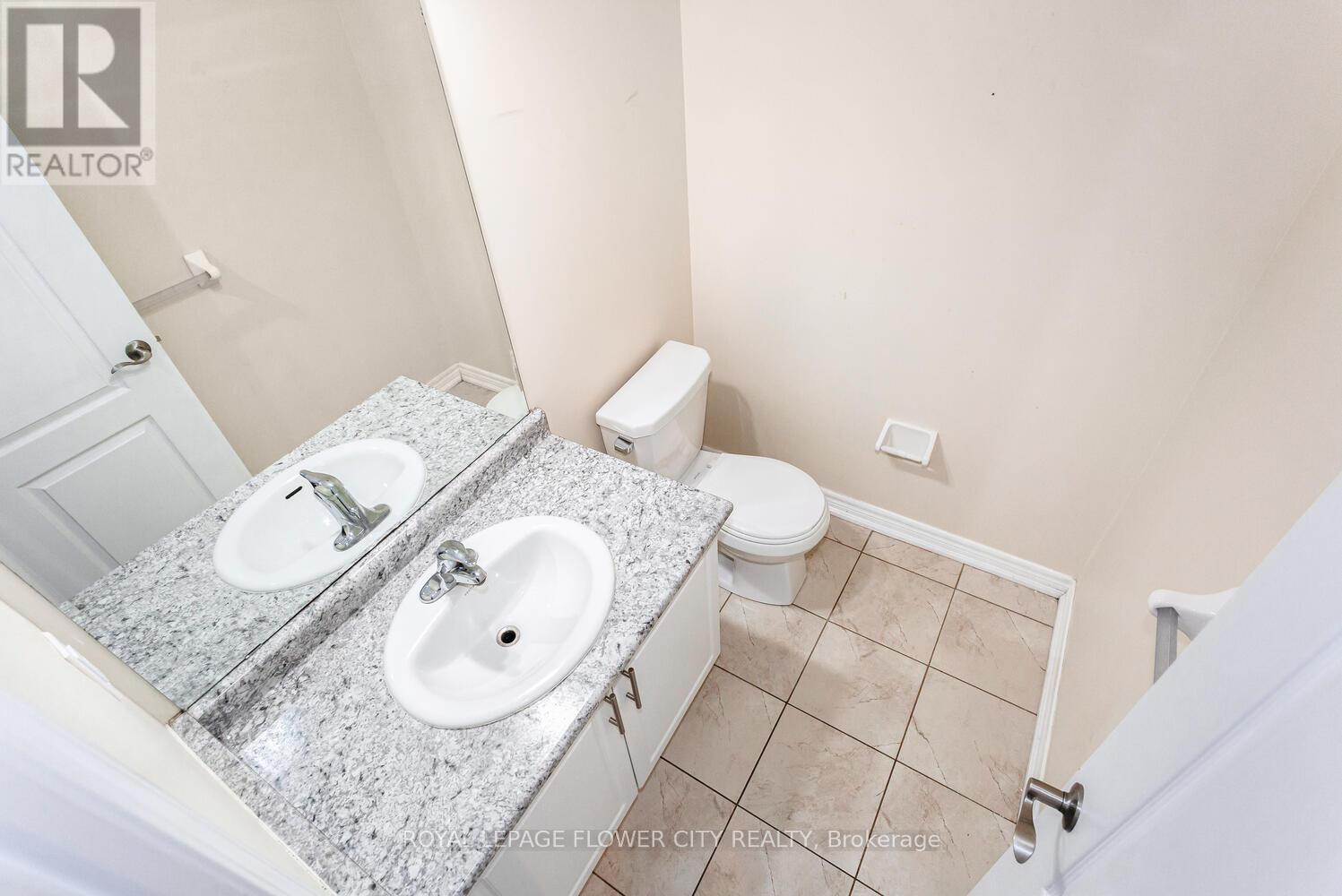 Photo 9 of 43 470 Linden Drive, Cambridge ON