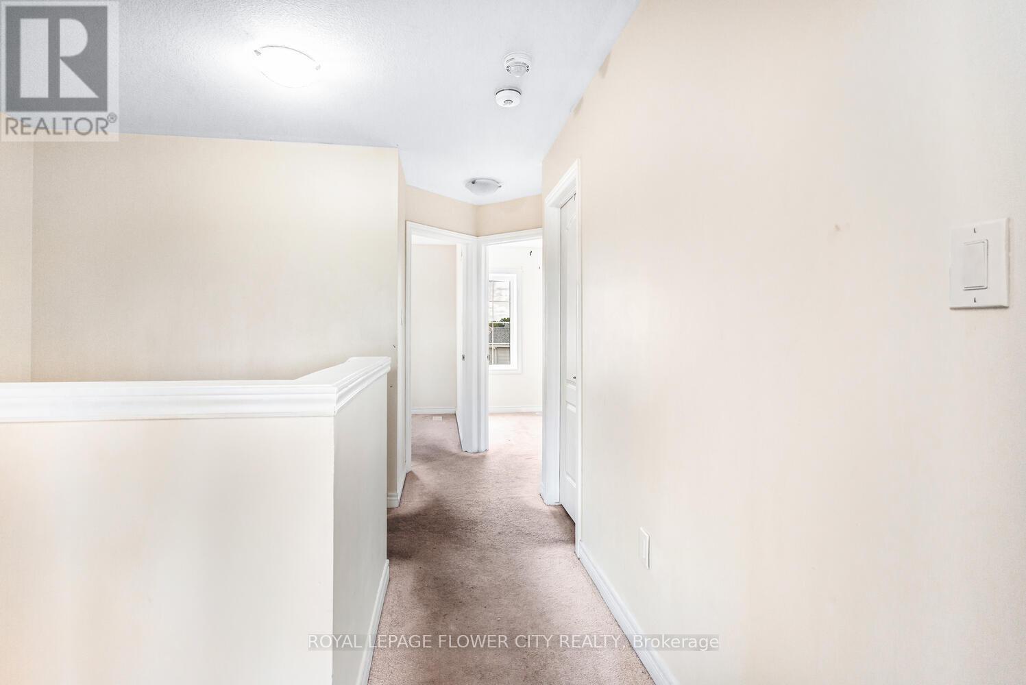 Photo 28 of 43 470 Linden Drive, Cambridge ON