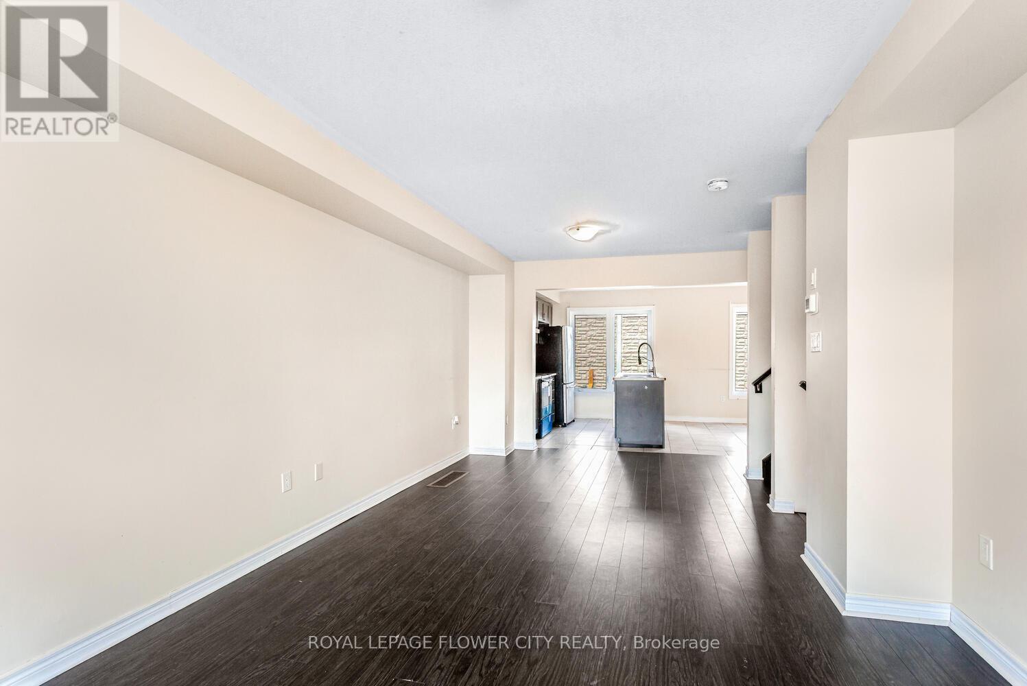 Photo 11 of 43 470 Linden Drive, Cambridge ON