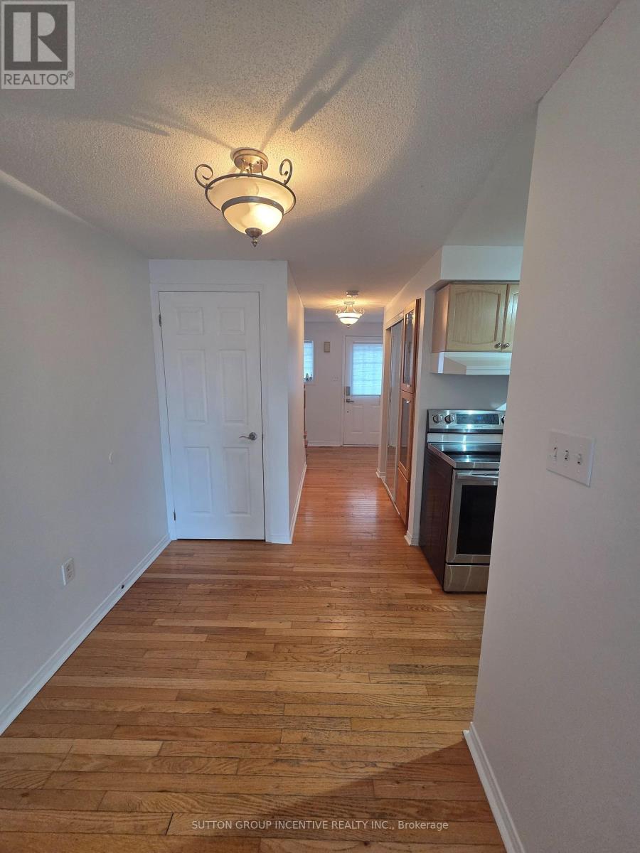 Photo 2 of 111 Dunsmore Lane, Barrie ON