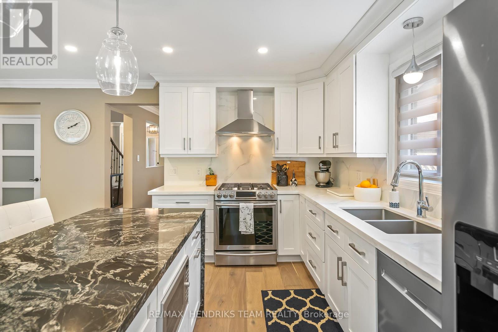 Photo 23 of 21 Farmington Drive, St Catharines ON