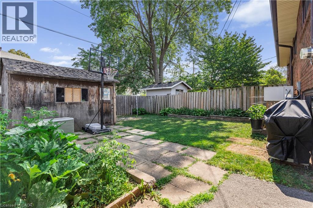 Photo 22 of 607 Turner Drive, Burlington ON