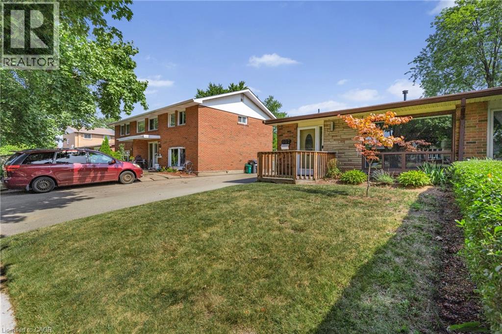 Photo 25 of 607 Turner Drive, Burlington ON
