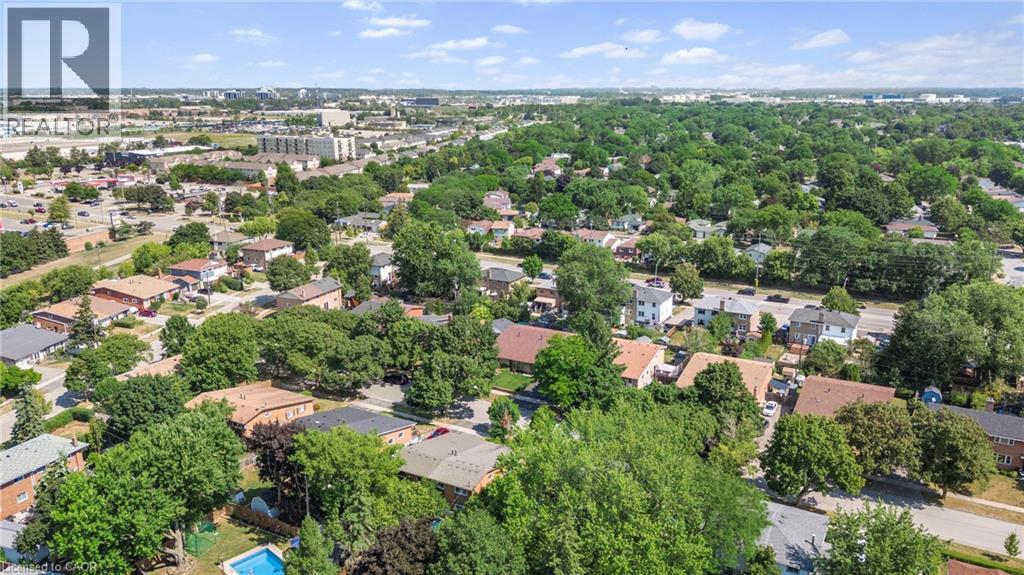 Photo 30 of 607 Turner Drive, Burlington ON