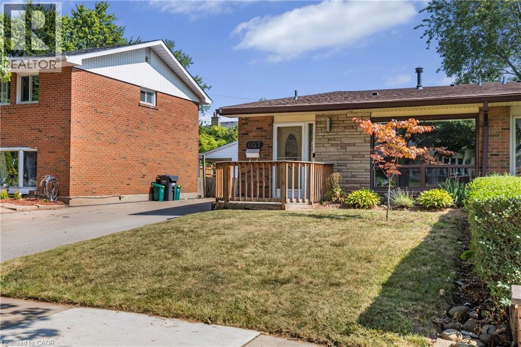 Photo 36 of 607 Turner Drive, Burlington ON