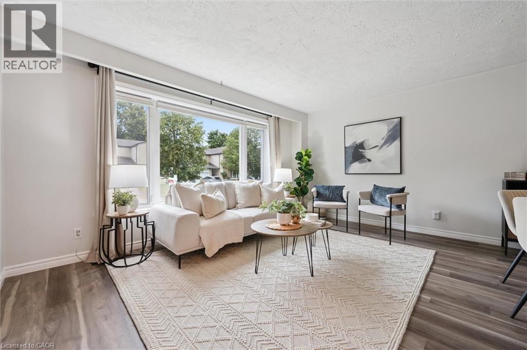 Photo 6 of 191 Silver Aspen Crescent, Kitchener ON