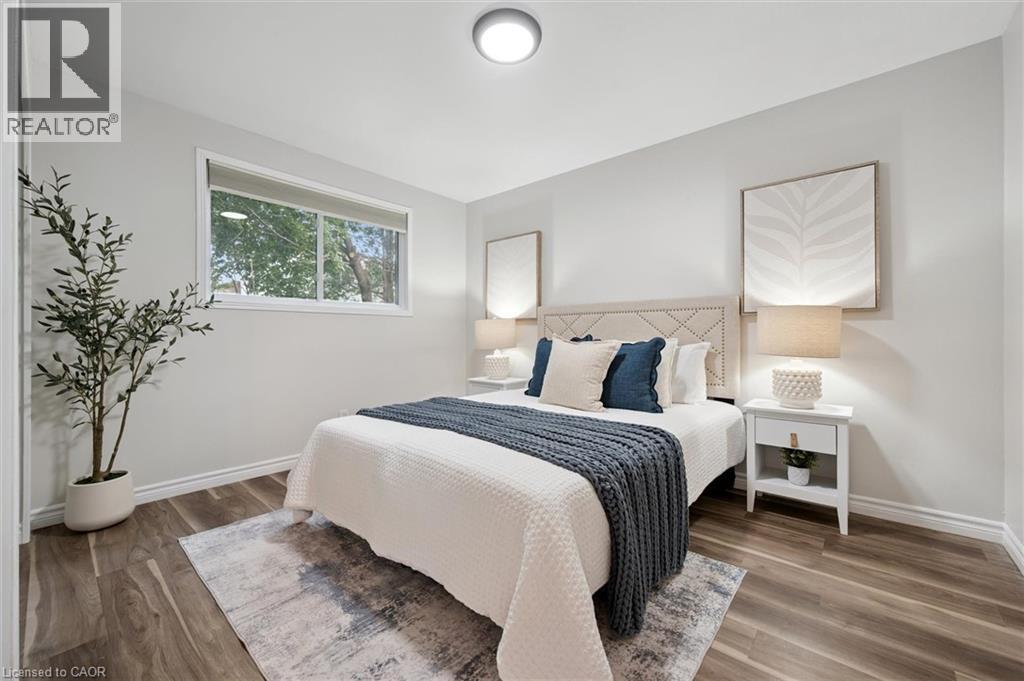 Photo 9 of 191 Silver Aspen Crescent, Kitchener ON