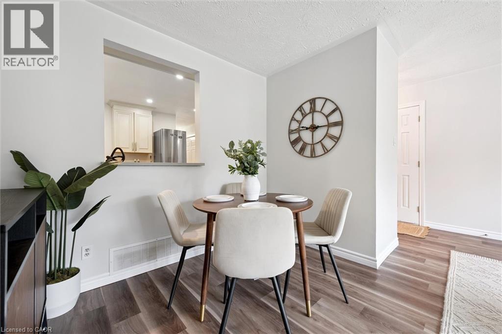 Photo 21 of 191 Silver Aspen Crescent, Kitchener ON