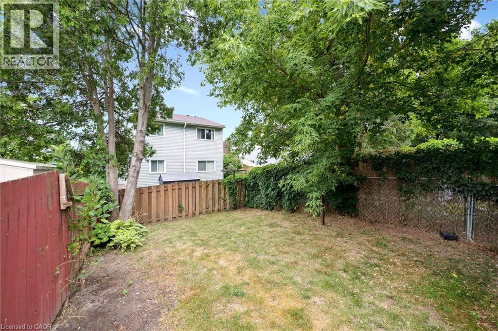 Photo 10 of 191 Silver Aspen Crescent, Kitchener ON