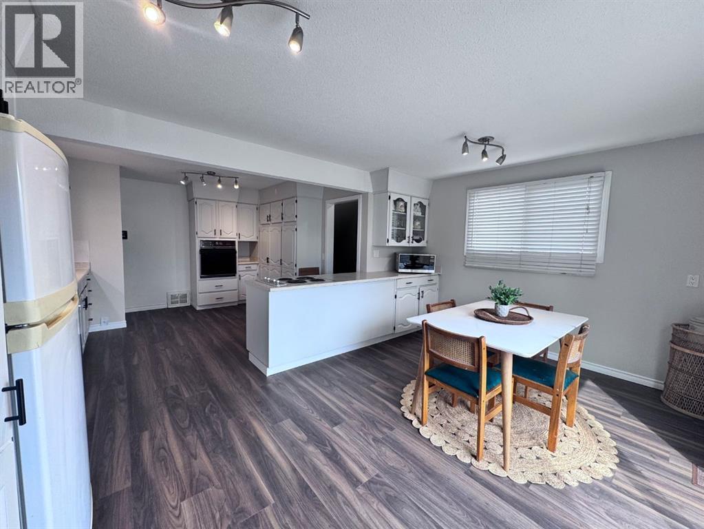 Photo 25 of 3921 50 A Street, Red Deer AB