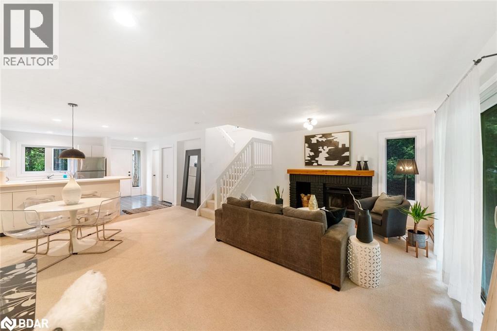 Photo 9 of 548 Oxbow Crescent, Collingwood ON