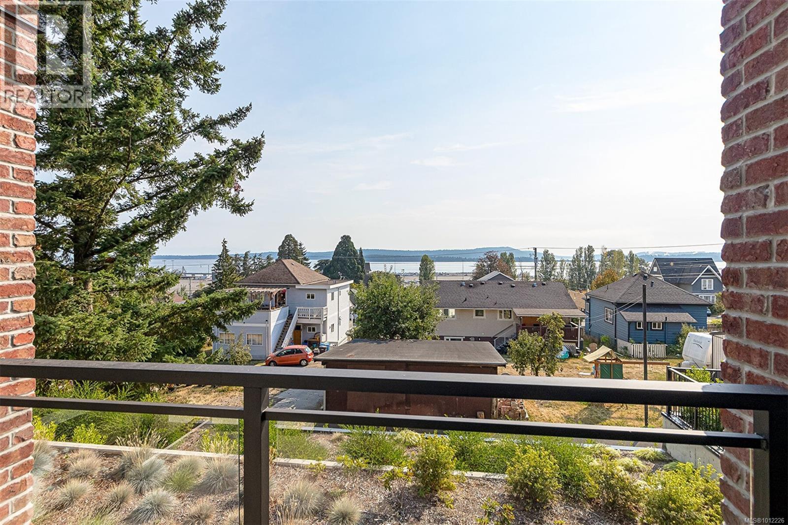 Photo 20 of 207 135 Haliburton St, Nanaimo BC