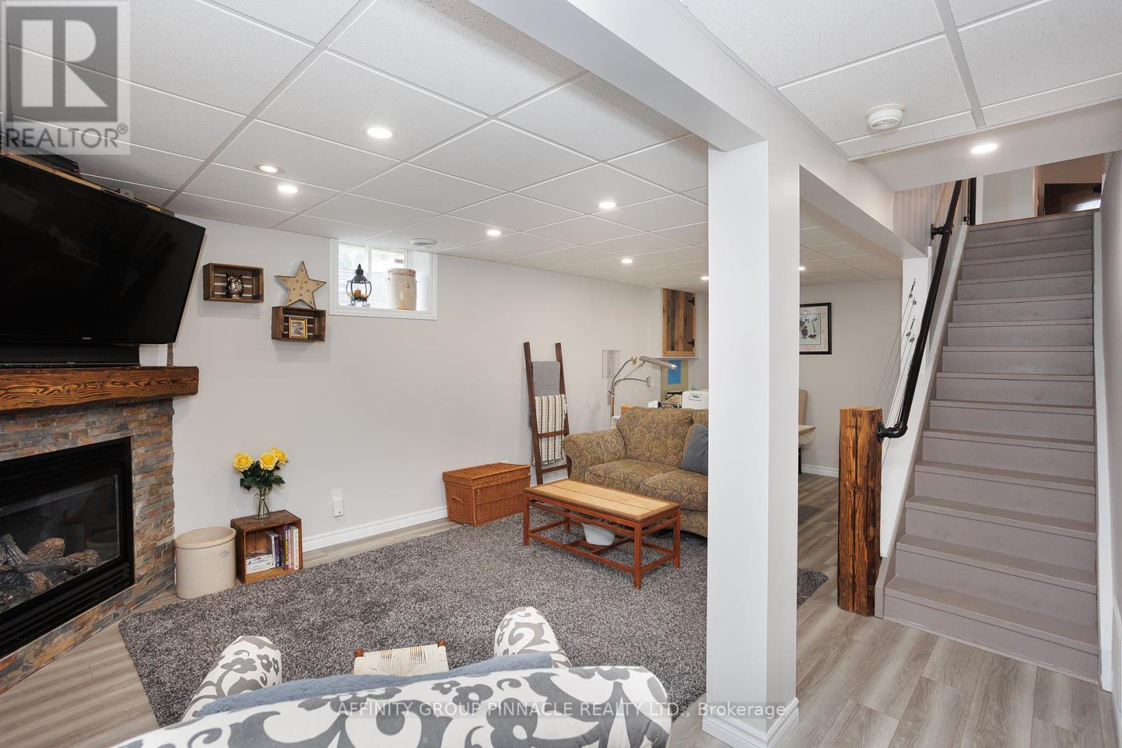 Photo 27 of 97 Bolsover Road, Kawartha Lakes ON