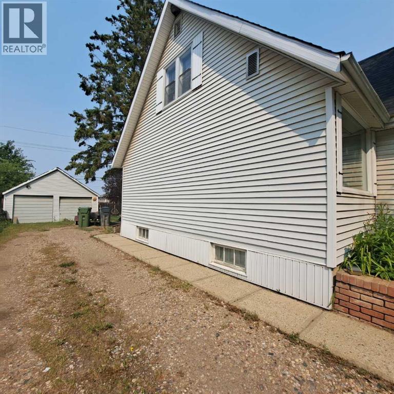 Photo 11 of 5316 50 Street, Lloydminster AB