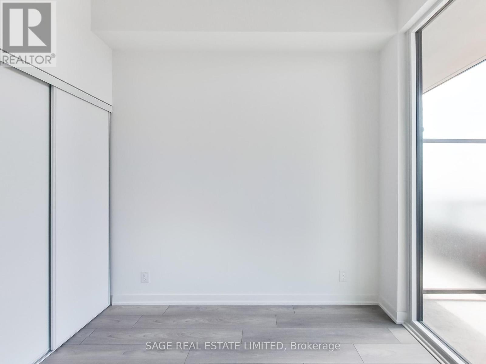 Photo 16 of 1210 285 Dufferin Street, Toronto ON
