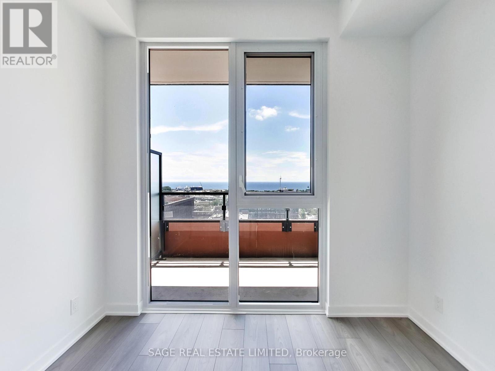 Photo 29 of 1210 285 Dufferin Street, Toronto ON