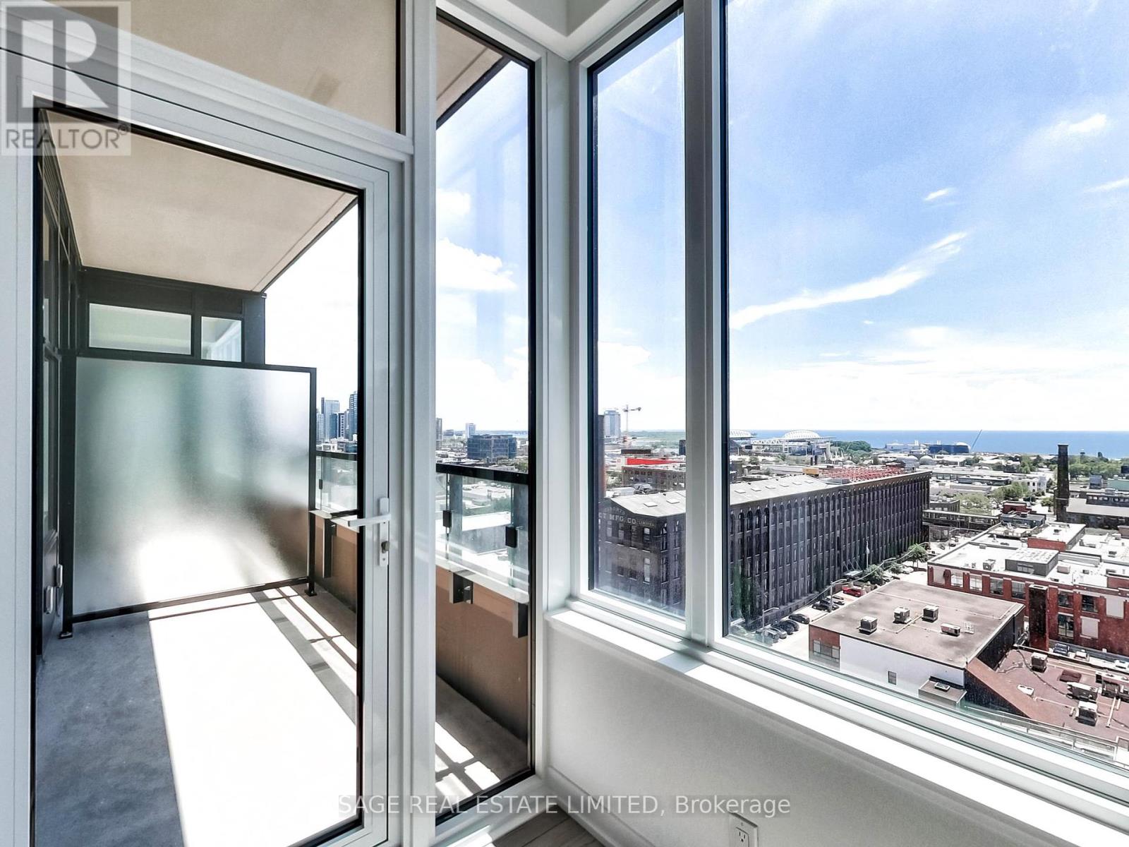 Photo 35 of 1210 285 Dufferin Street, Toronto ON