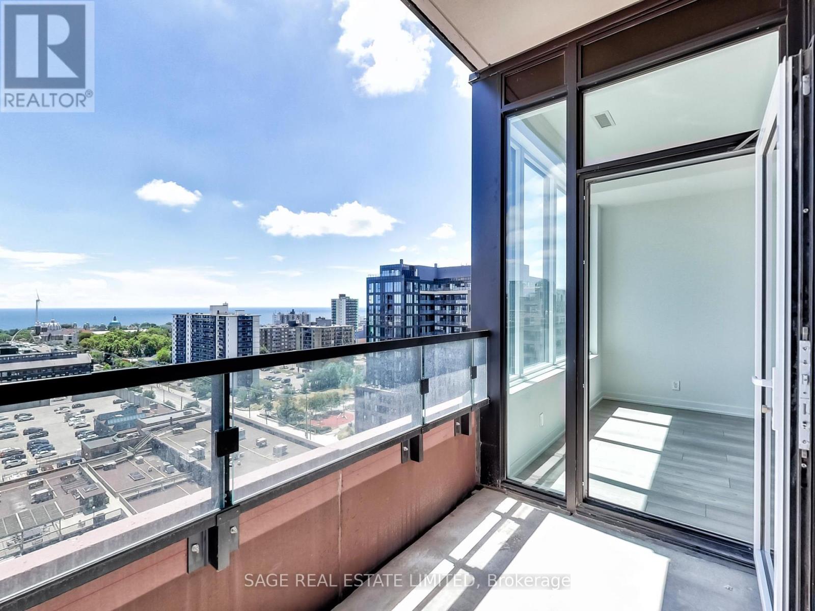 Photo 24 of 1210 285 Dufferin Street, Toronto ON